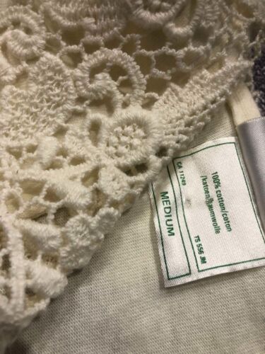 Vintage Laura Ashley ivory cotton blouse with lace collar - Picture 2 of 3