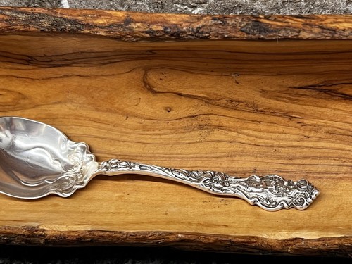 Rare WALLACE IRIAN STERLING SILVER SUGAR /BERRY SPOON. Patten 1902. No Monogram. - Picture 3 of 8