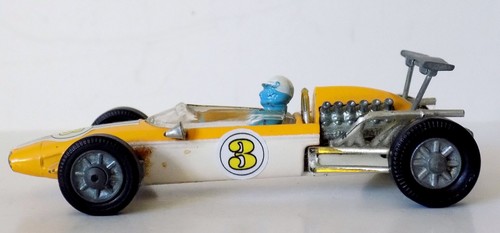 Corgi Toys No.159 Cooper Maserati Formula 1 Racing Car with Steering (1967) - Picture 2 of 20
