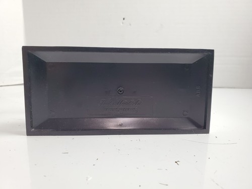 Damaged - MINICHAMPS Mercedes-Benz 450 SEL TYP W116 1/43 Scale - Missing Mirror - Picture 10 of 10