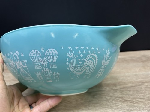 Vintage PYREX Turquoise Amish Butter Print 4 Qt. Cinderella Mixing Bowl #444 - Picture 5 of 17