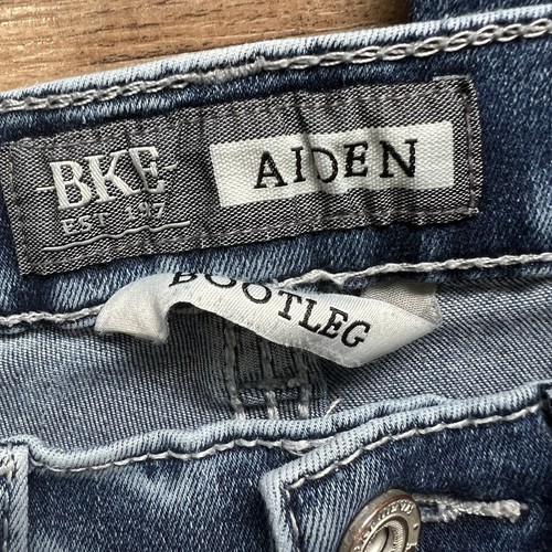 BKE Jeans Aiden 31R Buckle Dark Wash Boot Leg Denim Pants Size 30x32 - Picture 3 of 8