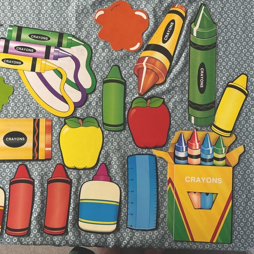 Posten 20 Vintage Klassenzimmer Zubehör Deko Pinnwand Buntstifte Kleber Apfel - Bild 2 von 4