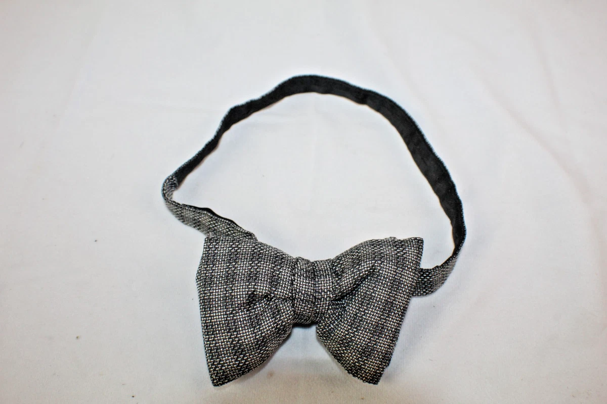 Tom Ford Solid Bow Tie Ties for Men for sale | eBay display picture 2