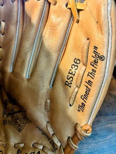 RAWLINGS RSE36 RHT BASEBALL GLOVE - Picture 6 of 9