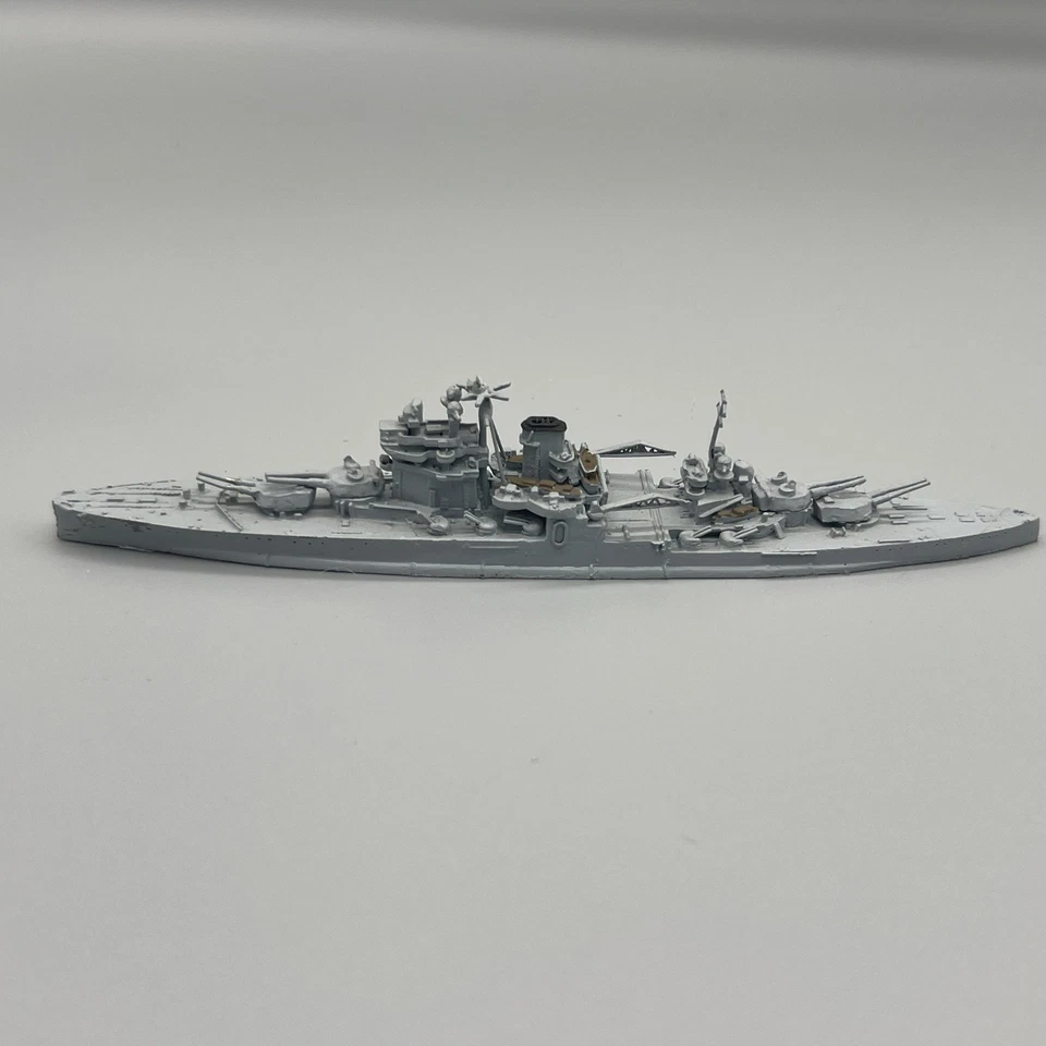 Argonaut AR 75 • Acorazado británico Valiant Segunda Guerra Mundial • Línea de flotación • Escala 1:1250 Foto 3 de 4