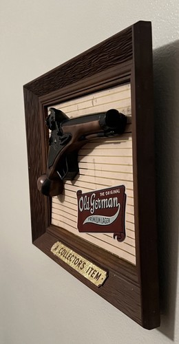 Vintage 1957 OLD GERMAN LAGER BEER 3D Gun Series Bar Sign, Queen City Brewing Co - Picture 6 of 13