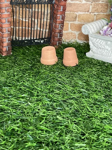 1:12th Dolls House Miniature Terracotta Plant Pots Set of 2 NEW Garden Flower - Picture 5 of 7