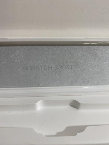 Apple Watch Sport 42 mm boîtier plastique boîte demi bracelet sport noir sans montre incluse - Photo 4 sur 5