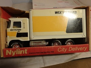 nylint delivery truck