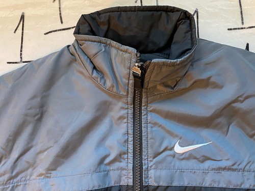 Large Kids 12 Youth Vintage Gray Black Nike Winter wear Reversible Heavy Jacket - Picture 6 of 11