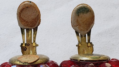 Red Earrings Of Plastic Beads & Brass Clips,1950's Vintage From Western Germany - Picture 8 of 15