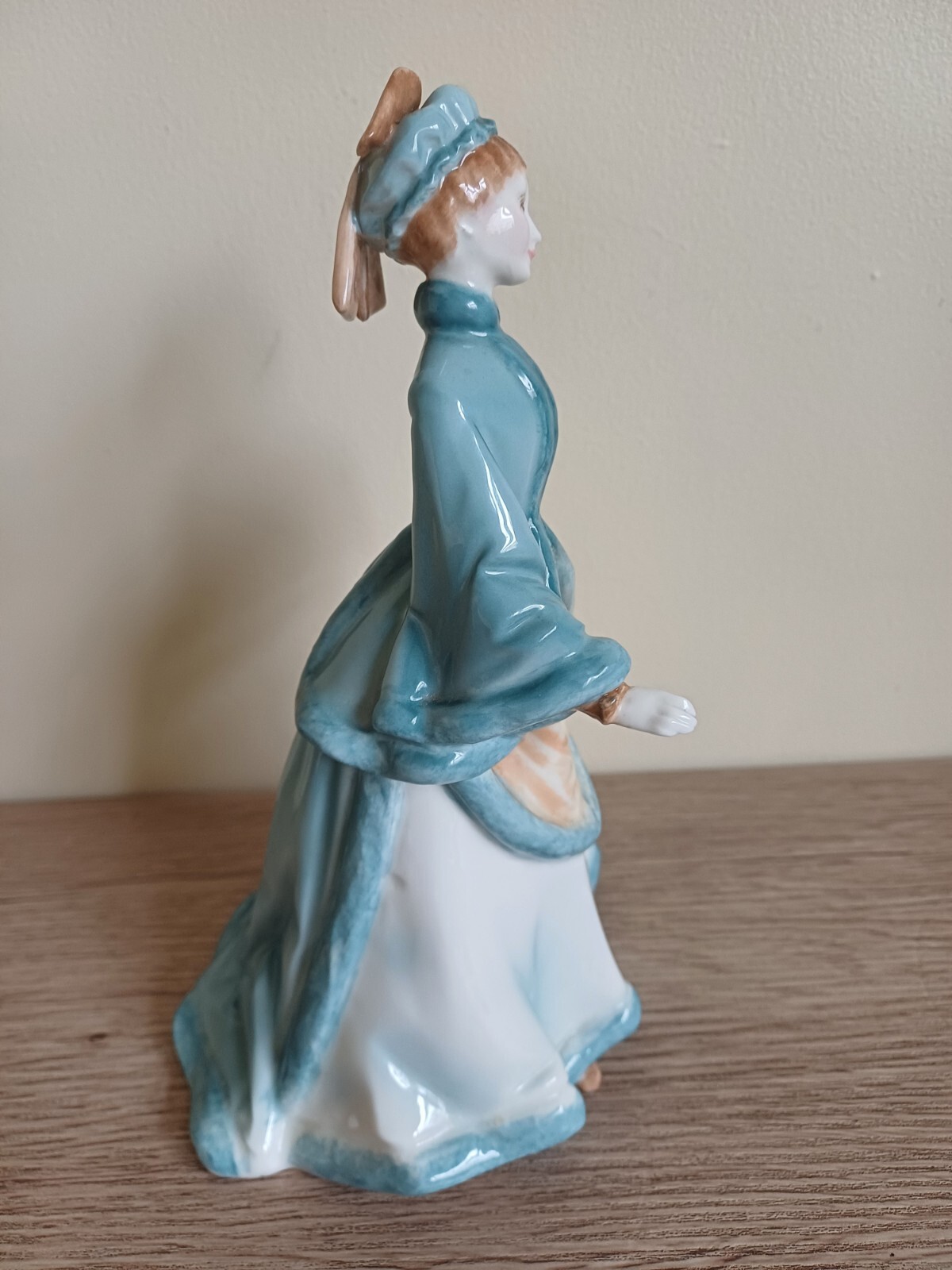 Picture 3 of 12