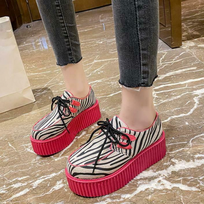 ladies flatform trainers