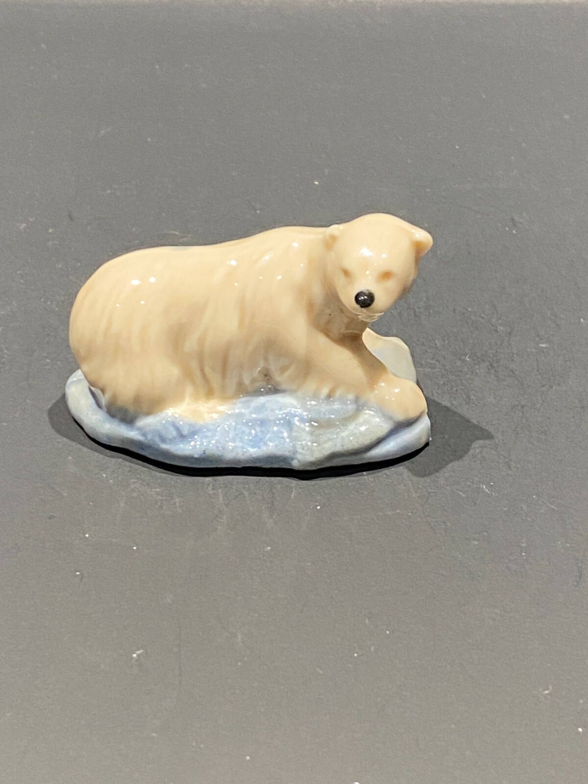 Picture 5 of 40