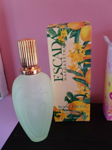 Escada Empty Perfume Bottles x 3 Boxed - Picture 2 of 5