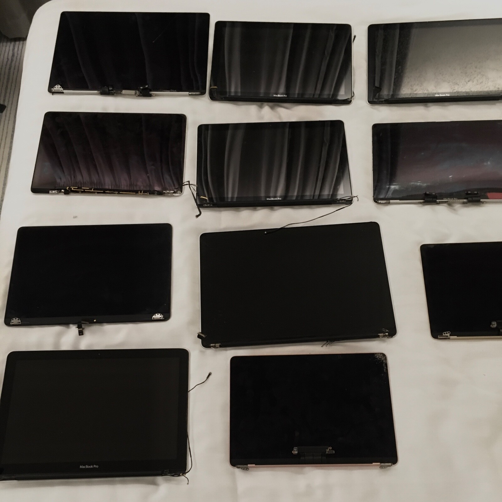11 x MacBook Pro/Air screens eBay