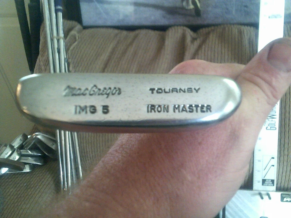 Taco de golfe vintage Macgregor Tourney IMG 5 Iron Master. Couro original. 34,5 pol. - Imagem 2 de 4