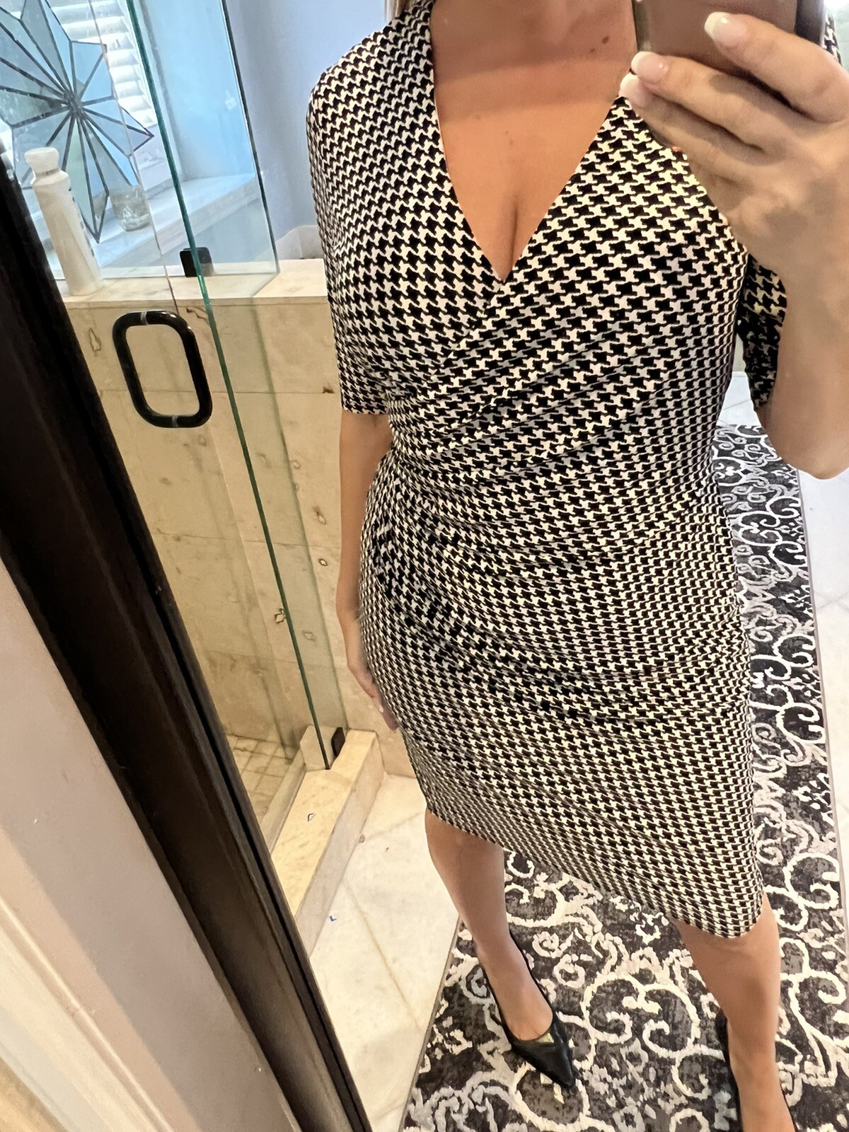 Picture 2 of 11