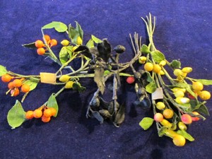 Vtg-Millinery-Fruit-Collection-Black-Yellow-Tiny-1-4-1-2-034-Shabby-German-H3191