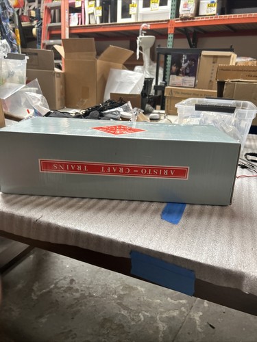 Aristocraft 41310 Pennsylvania Single Dome Tank Car - Picture 6 of 7