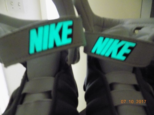 Back to the Future - Mag ( Glow In The Dark ) Nike Strap Stickers - Set of Two - Picture 3 of 6
