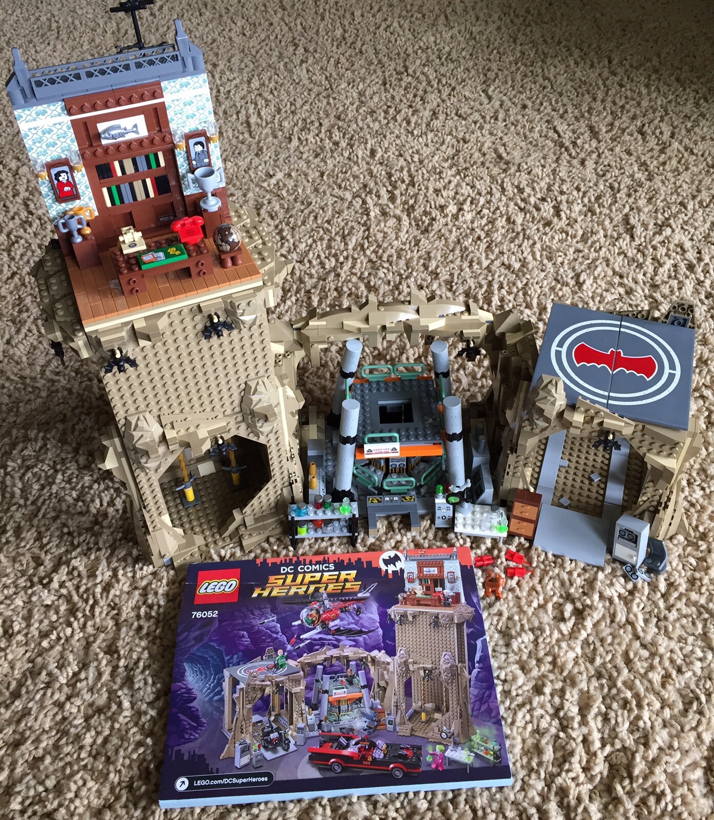 Lego 76052 Batman Classic TV serie Batcave ONLY No Minifigures 76052 Manual New Lego 76052 Batman Classic TV serie Batcave ONLY No Minifigures 76052 Manual New