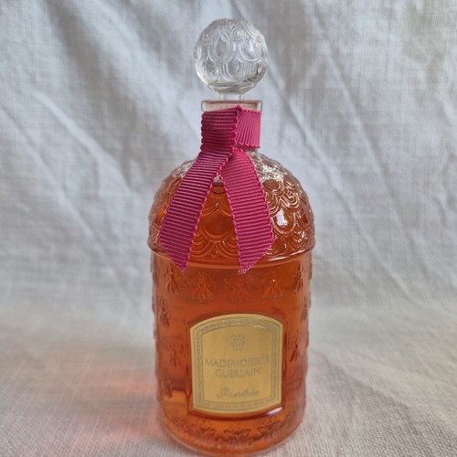 Mademoiselle Guerlain EDP 125ml/4,2 fl oz, Discontinued, Exclusive Collection - Bild 4 von 12