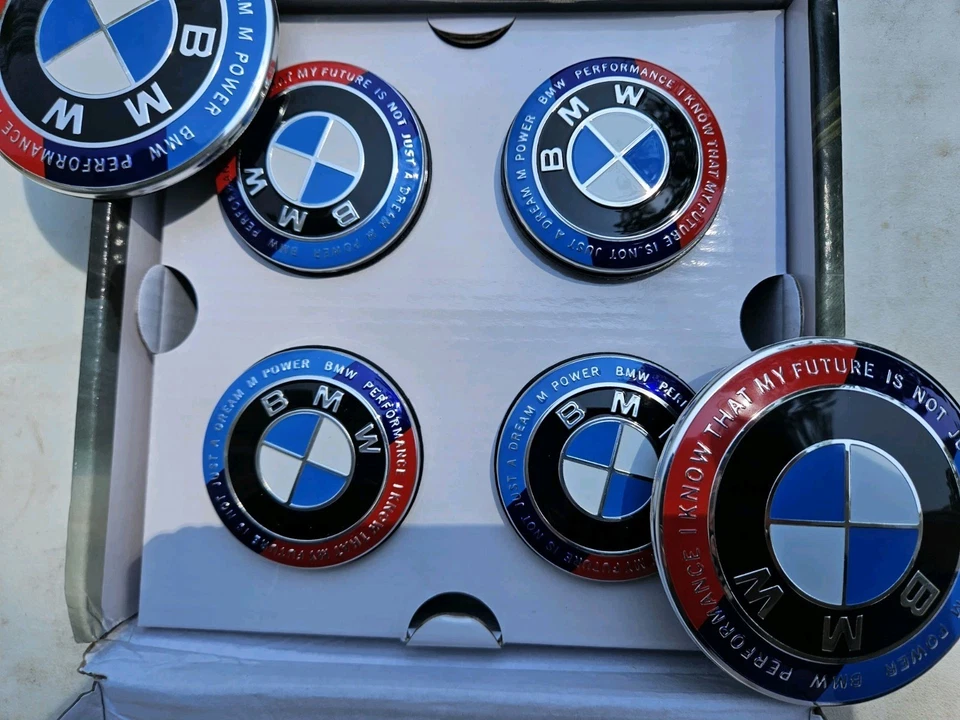 Tampas de cubo central de roda BMW 56mm 5x112 aniversário flutuante KITH capô e porta-malas - Imagem 3 de 3