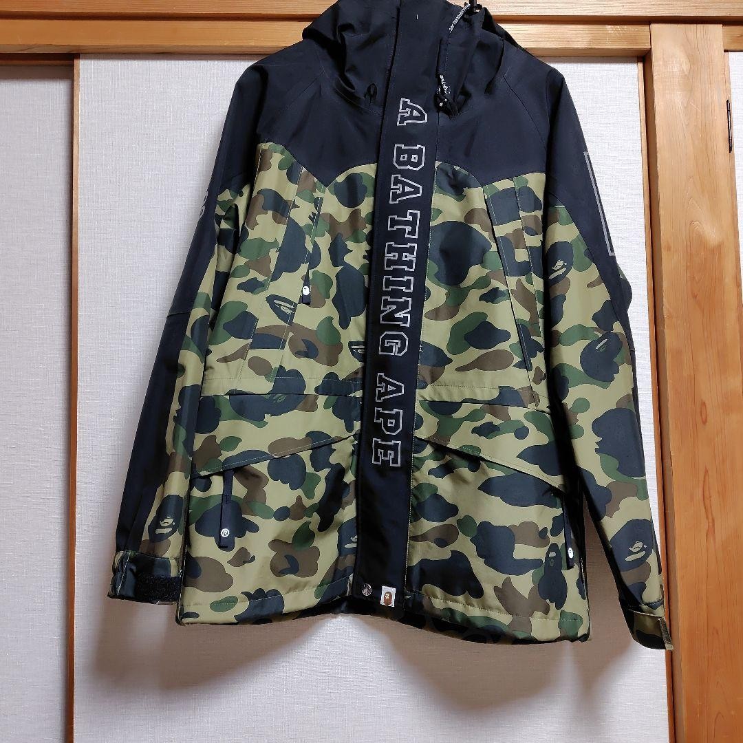 A BATHING APE SNOWBOARD JACKET CAMOUFLAGE GORE-TEX 256171