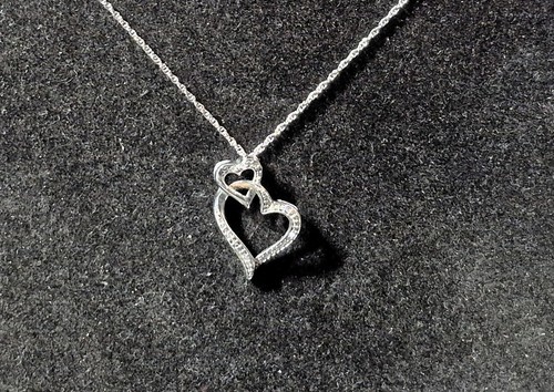 Süßer massiver Sterlingsilber DIAMANTEN verkrustet "verschlungene HERZEN Anhänger & Kette - Bild 2 von 6