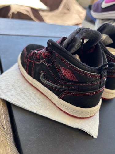 Nike Air Jordan Retro 1 Mid Toddler Size 7C - Picture 8 of 9