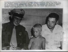 1957 Press Photo Burlington Wis Scott Vrchota 6 Sheriff N Caciciotti & dad Rich