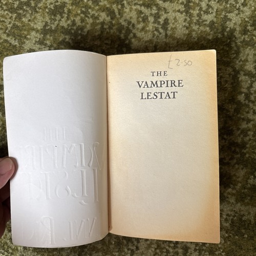 The Vampire Lestat | Anne Rice | Warner Books | 1994 | Paperback - Picture 6 of 8