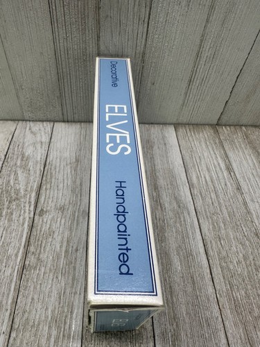 Adornos decorativos navideños pintados a mano vintage The Yorkshire Co Elves - Imagen 4 de 9