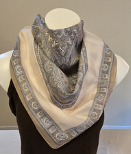 Vintage PAISLEY Scarf Special Border Pale Cream Gray Brown Olive Aqua Square 30"