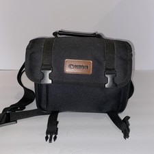 9x5x7 Nikon Camera Case w/shoulder Strap