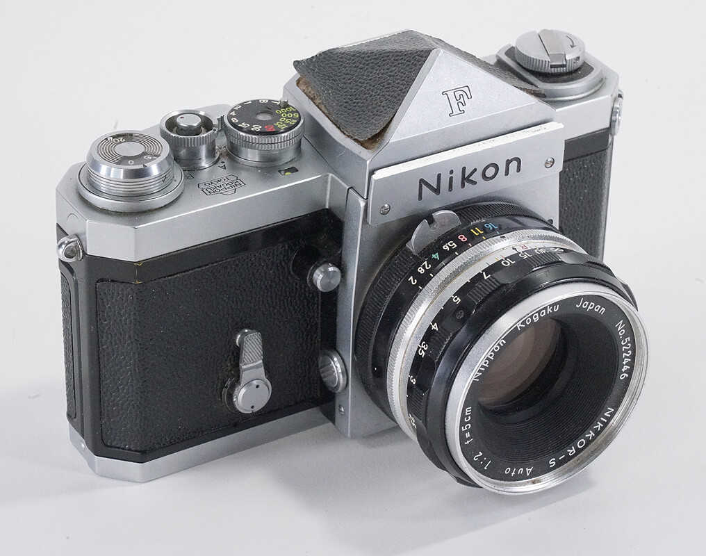 NIKON F SERIAL NUMBER 6402032, WITH 5CM/2 TICK MARK NIKKOR NIKON F SERIAL NUMBER 6402032, WITH 5CM/2 TICK MARK NIKKOR