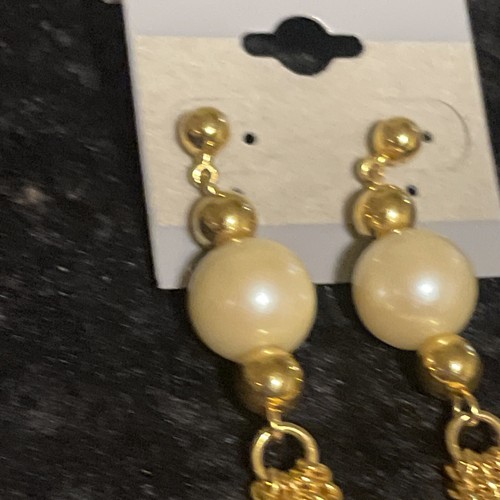 Vintage Avon Earrings Long Gold Chain Tassel Dangle Faux Pearl 3.5 Inch 1980s - Picture 6 of 8