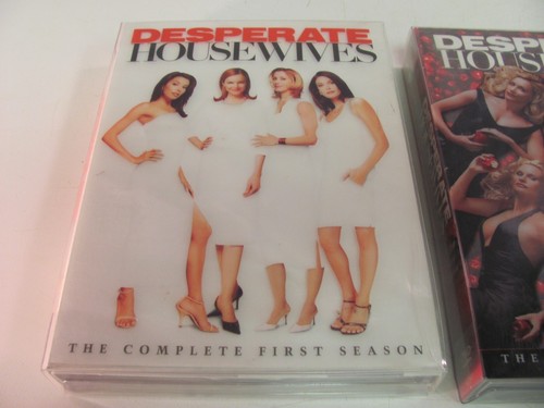Desperate House Wives Season 1 & 2 Lot - Picture 2 of 9