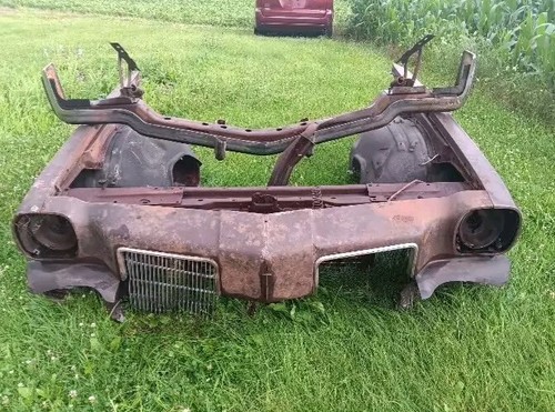 1973 Oldsmobile Cutlass Supreme Front End W/ Bumper, Radiator Supp. & A/C Cond.