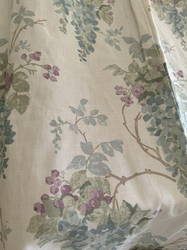 Laura Ashley Wisteria thermal/blackout curtains duck egg Pistachio 108” X 55”L - Picture 9 of 24