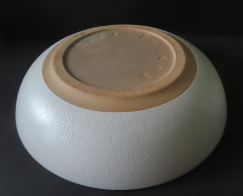 Sara Paloma Large White Crater Glaze Shallow Bowl - 14 3/4" x 3 1/4" - Picture 4 of 7