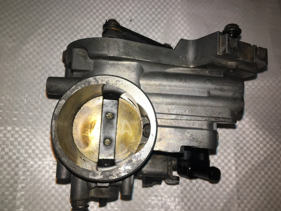 Keihin Fuel Gas Throttle Body with Injector OEM 2010 HUSABERG FX450 for parts - Image 3 of 4