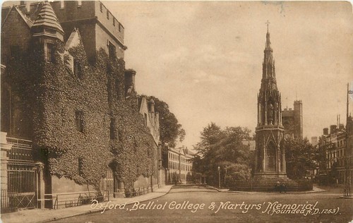 Oxford Balliol College & Martyrs Memorial England UK Postcard - Bild 1 von 2