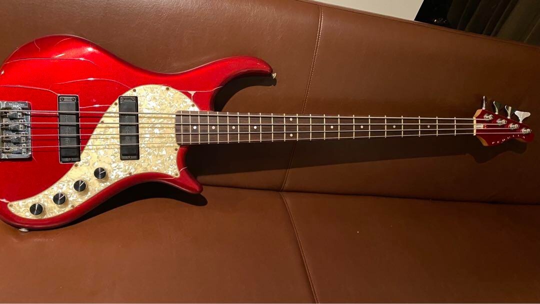 Pedulla Rapture 4 RB-4 Bass Guitar with Hard Case – Elixir Pedulla Rapture 4 RB-4 Bass Guitar with Hard Case – Elixir