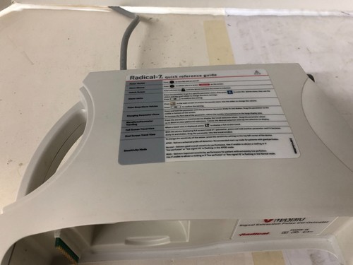 Masimo Radical-7 Pulse Oximeter touch - Picture 7 of 11