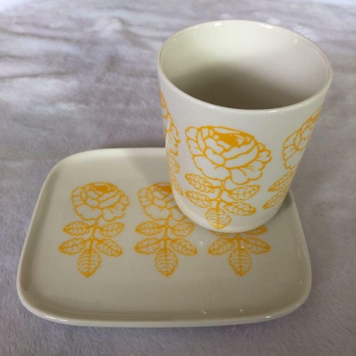 ¡NUEVO! Juego exclusivo de tazas de café Marimekko ""VIHKIRUUSU"" Marimekko - Imagen 3 de 6