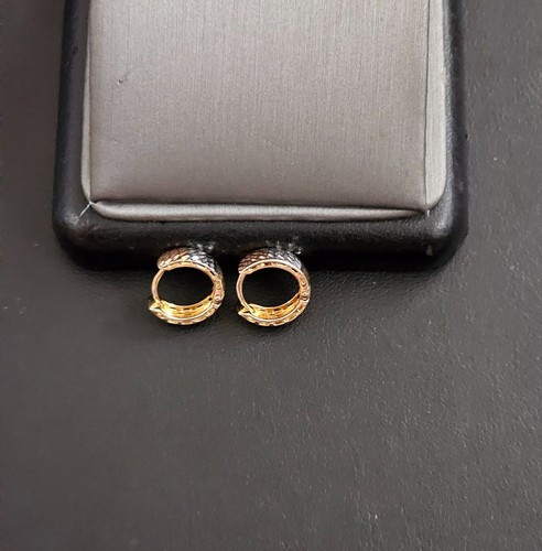 14k gold tri color earrings - Picture 2 of 7