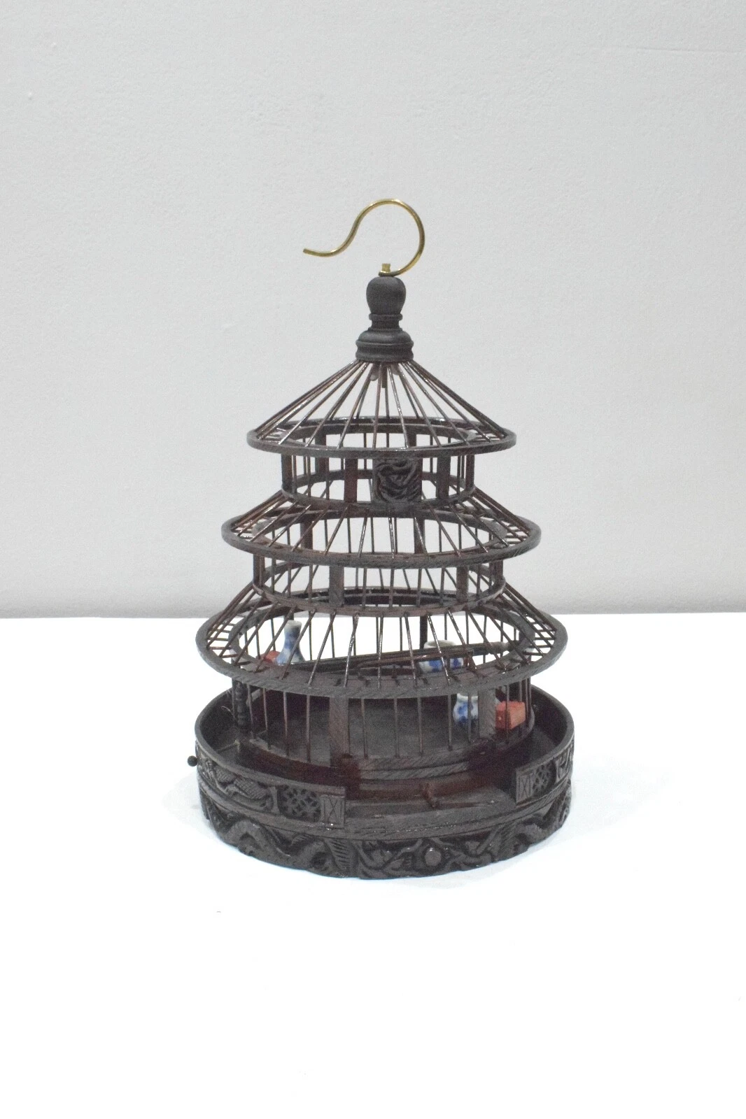 Chinese Wicker Birdcage Porcelain Water Food Bowls